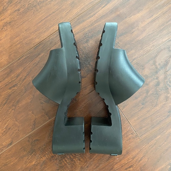 Schutz Mizzy Platform Mule Sandals Black Size 7 - Picture 5 of 9